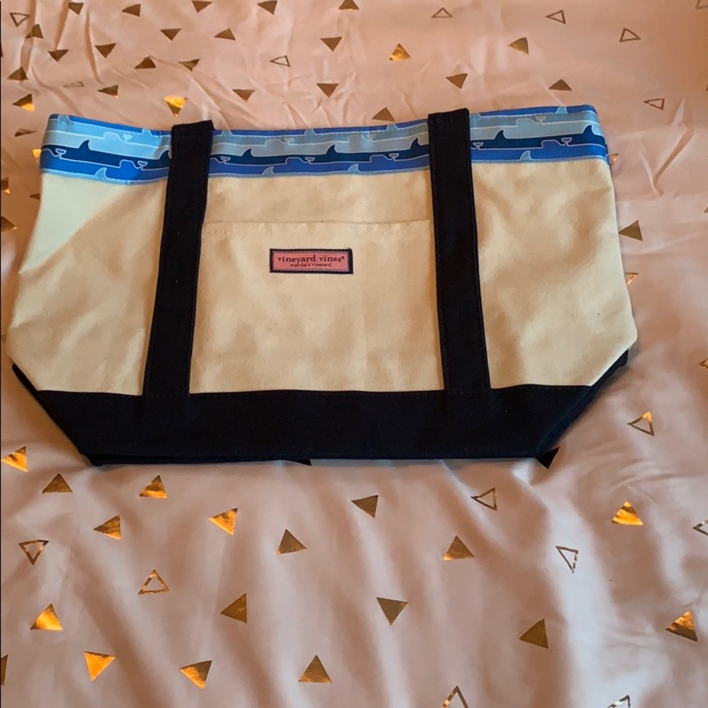 vineyard vines bag
